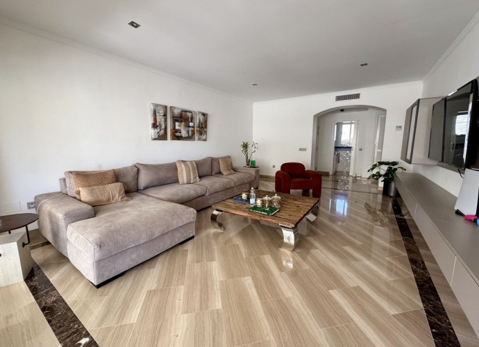 Apartment Middle Floor in Elviria - 6