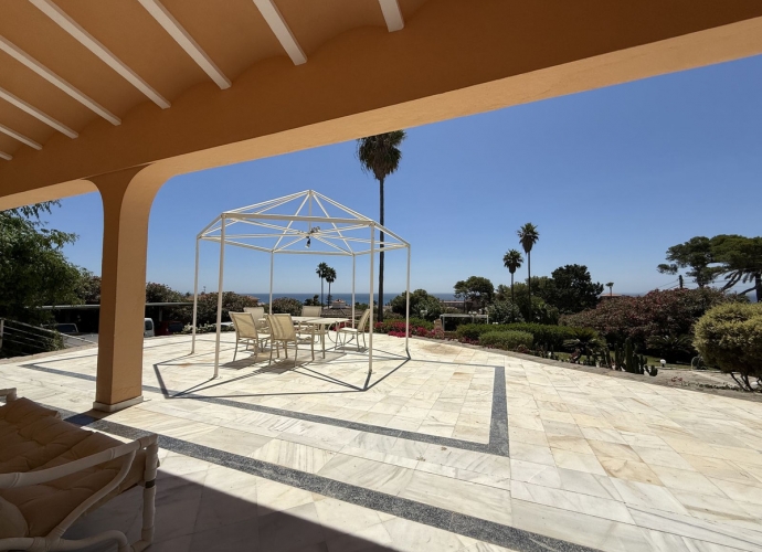 Villa Independiente en Estepona - 2