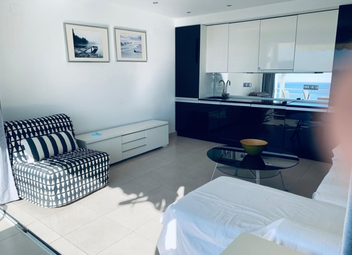 Apartment Middle Floor in Costabella - 1