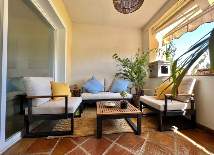 Apartamento Planta Media en Guadalmina Alta - 2