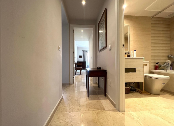 Apartamento Planta Media en Guadalmina Alta - 9