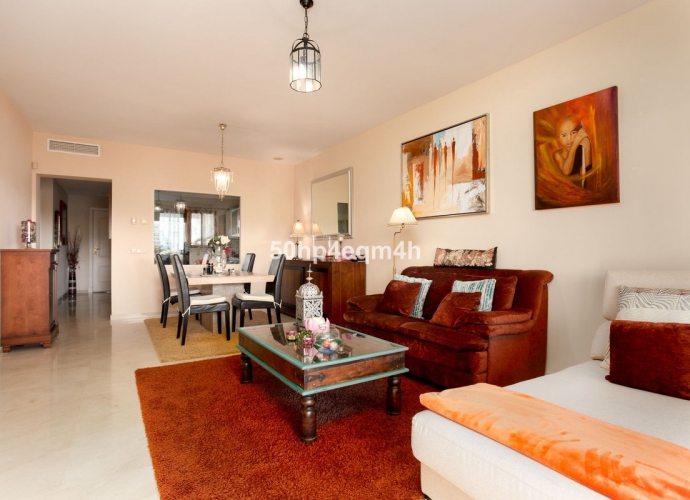 Apartamento Planta Media en Guadalmina Alta - 3
