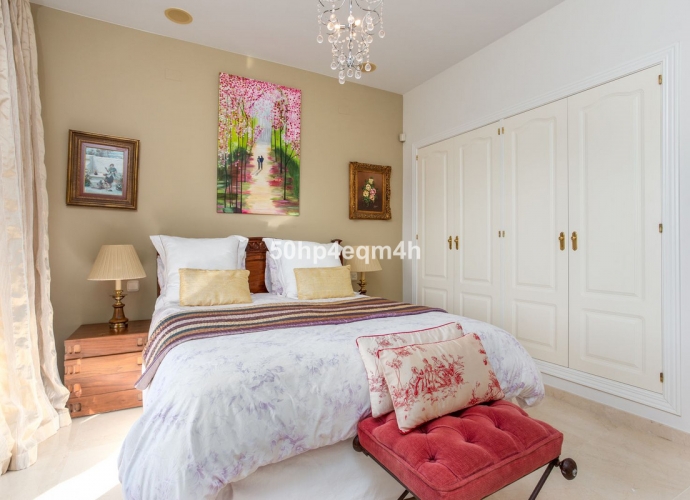 Apartamento Planta Media en Guadalmina Alta - 9