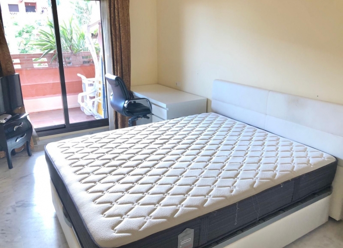 Apartamento Planta Media en The Golden Mile Costa Nagüeles III  - 9