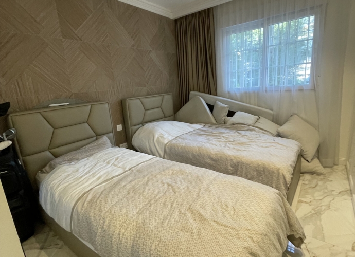 Apartamento Planta Media en The Golden Mile - 10