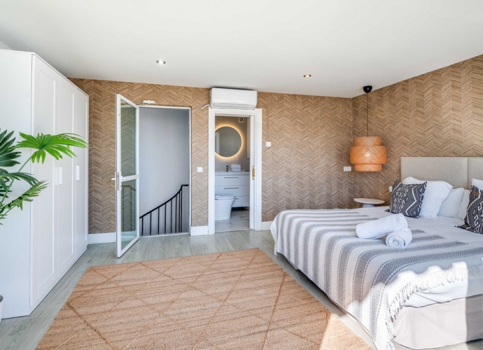 Apartamento Planta Media en Puerto Banús Jardines del Puerto  - 5