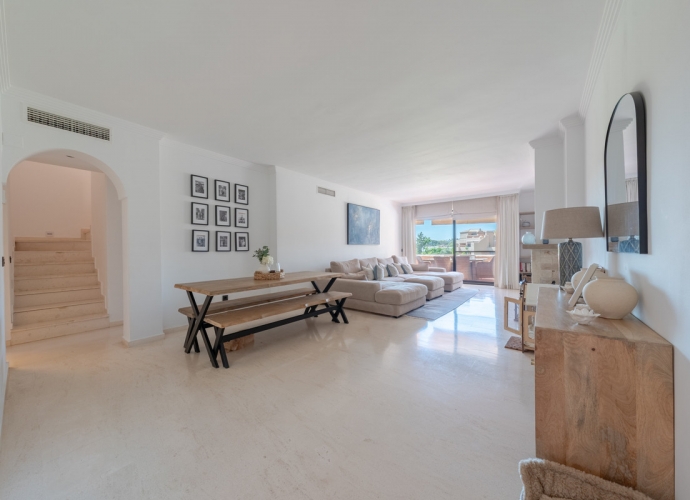 Apartment Penthouse Duplex in Estepona Cartuja del Golf  - 6