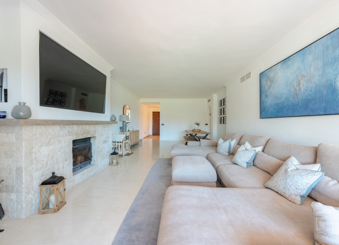 Apartment Penthouse Duplex in Estepona Cartuja del Golf  - 10