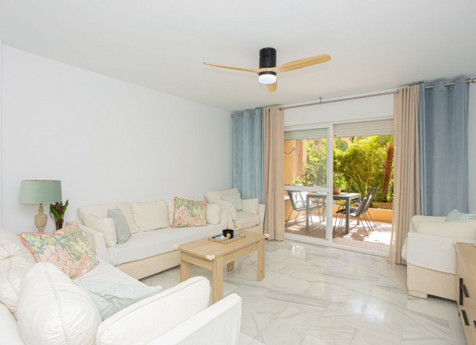 Apartamento Planta Baja en The Golden Mile - 3