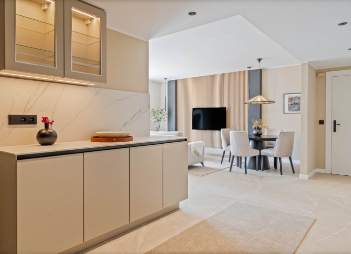 Apartamento Planta Media en Nueva Andalucía La Maestranza  - 10