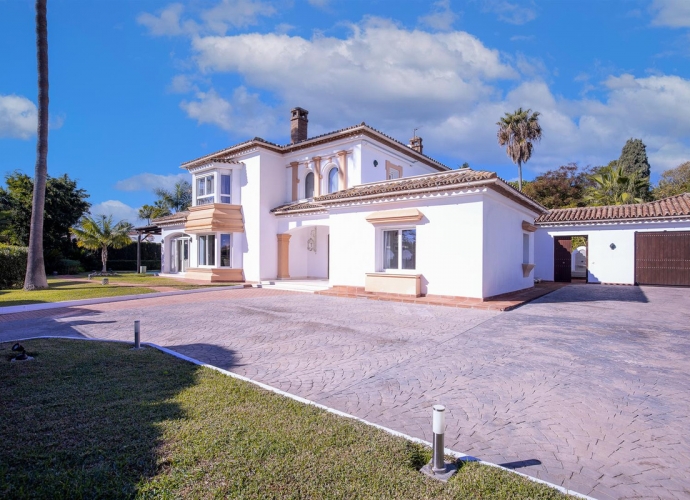 Villa Detached in Guadalmina Baja - 8
