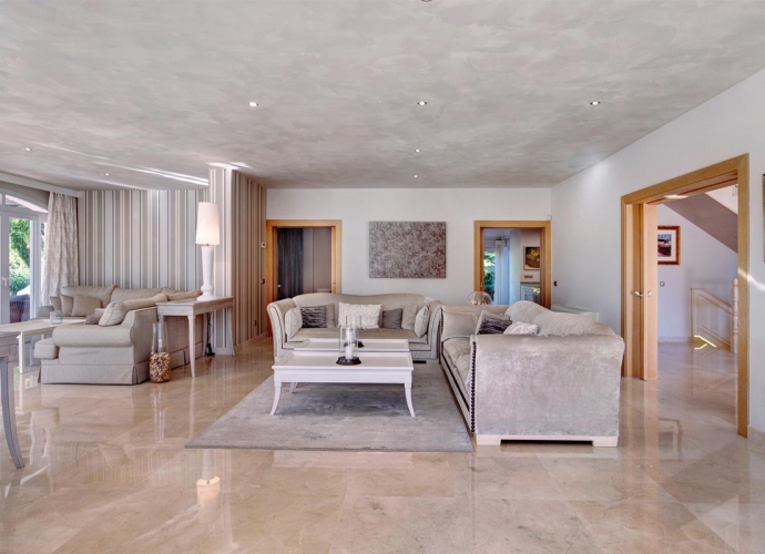 Villa Detached in Guadalmina Baja - 9