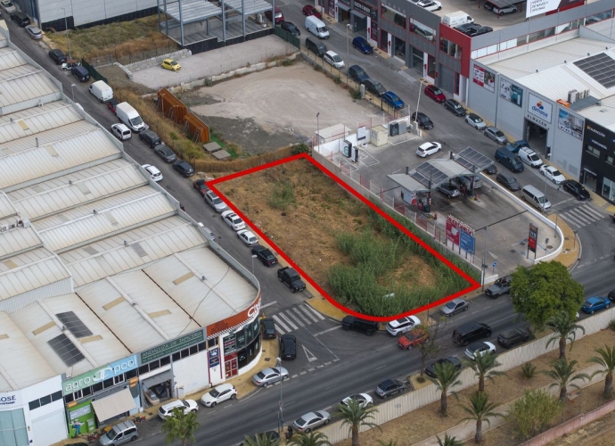 Plot Commercial en San Pedro de Alcántara - 3