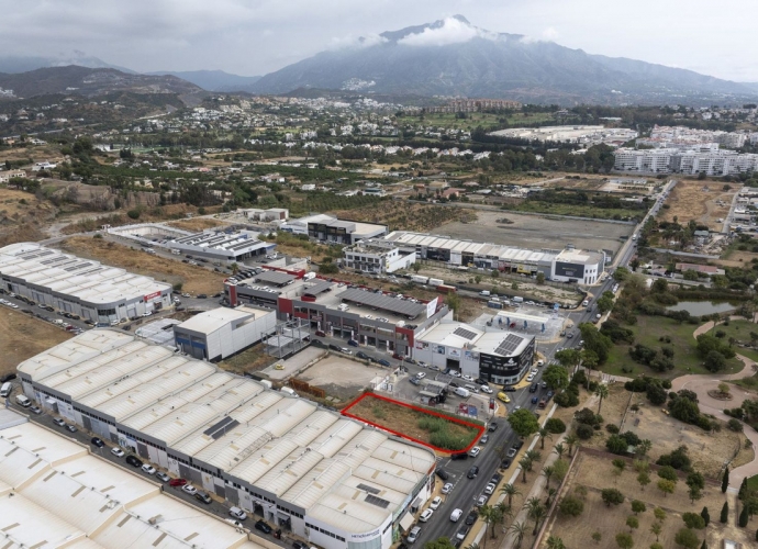 Plot Commercial en San Pedro de Alcántara - 9