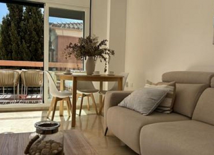 Apartment Middle Floor in Elviria - 2