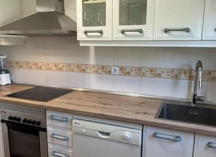 Apartment Middle Floor in Elviria - 3