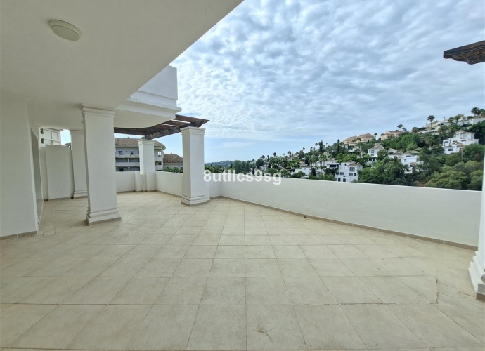 Apartamento Planta Media en Aloha - 5