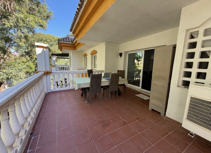 Appartement milieu d’Etage situé à Nueva Andalucía - 2