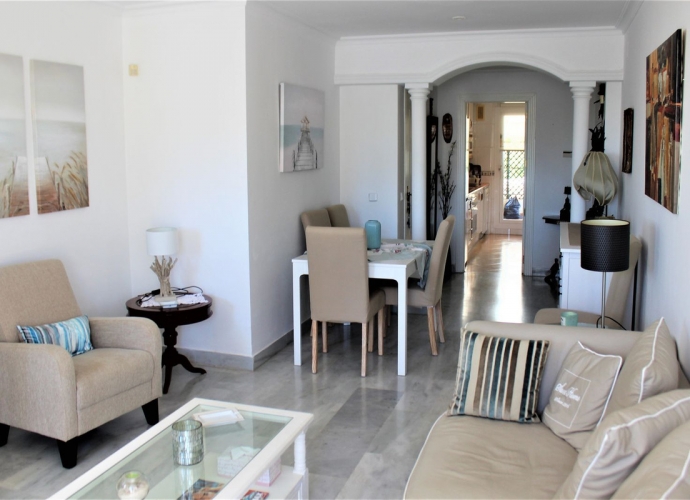 Appartement milieu d’Etage situé à Nueva Andalucía - 4