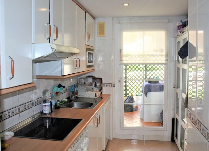 Appartement milieu d’Etage situé à Nueva Andalucía - 7