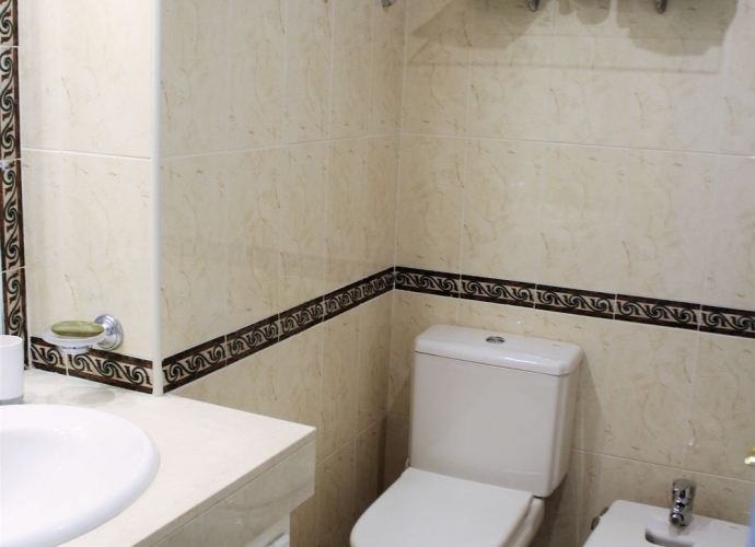 Appartement milieu d’Etage situé à Nueva Andalucía - 10