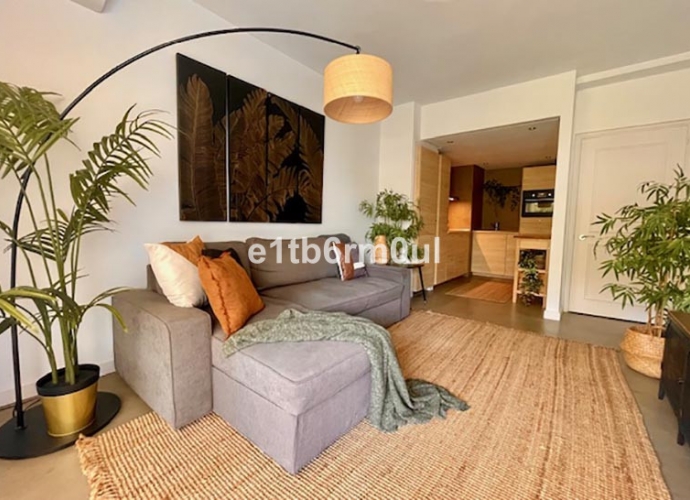 Apartment Middle Floor in The Golden Mile Jardines del Mar  - 5