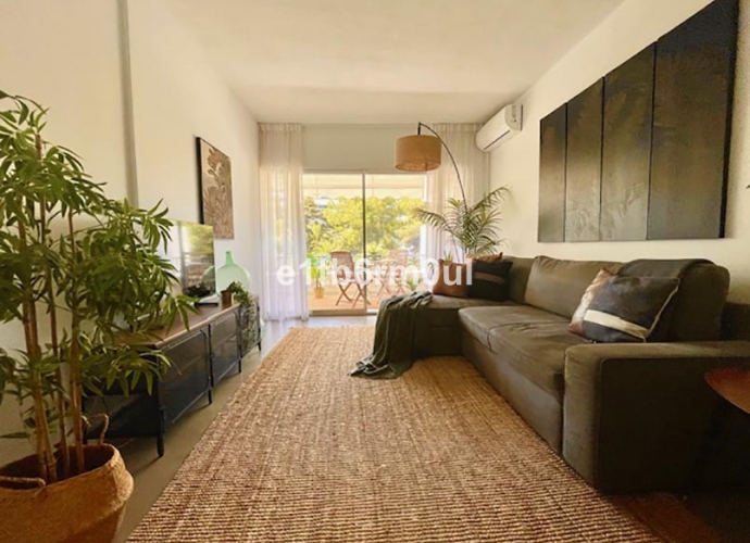 Apartment Middle Floor in The Golden Mile Jardines del Mar  - 8