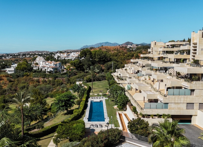Appartement milieu d’Etage situé à Nueva Andalucía Los Arrayanes  - 9
