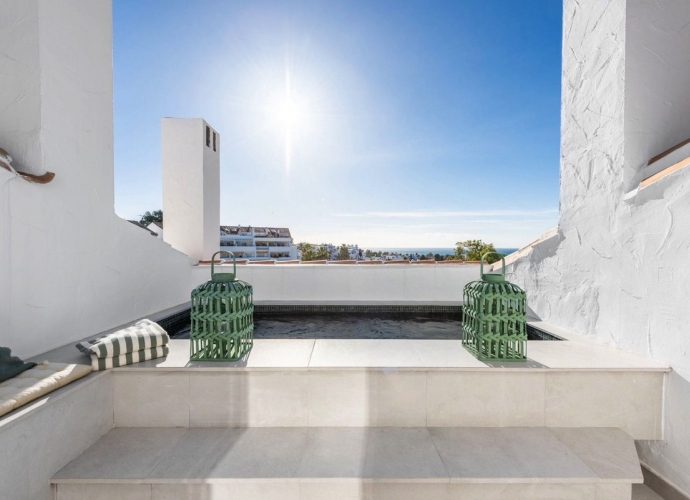 Apartment Penthouse Duplex situé à Nueva Andalucía El Dorado  - 1