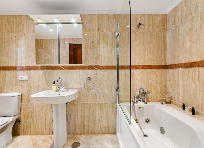 Villa indépendante situé à Estepona - 10