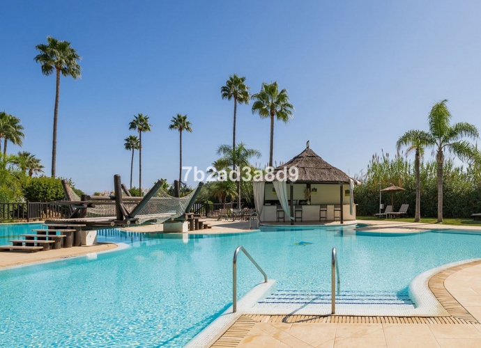 Apartamento Planta Baja en New Golden Mile - 4