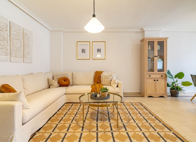 Apartamento Planta Media en Nueva Andalucía La Maestranza  - 10