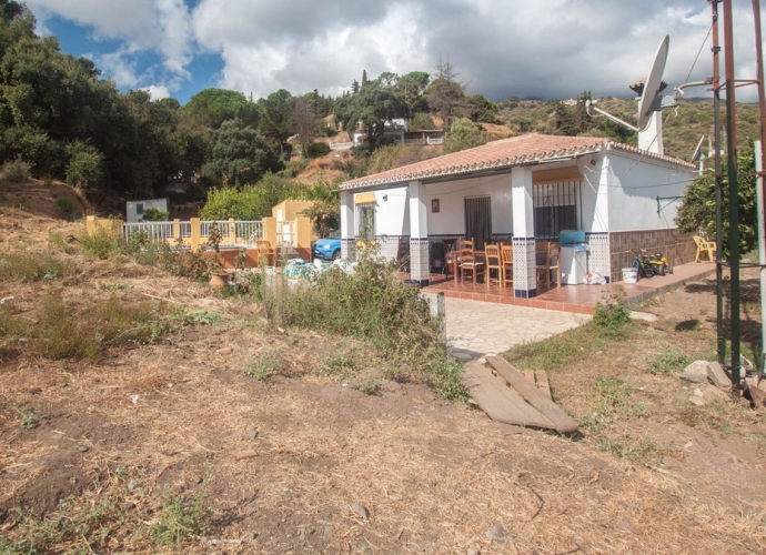 Villa Finca in Estepona - 3