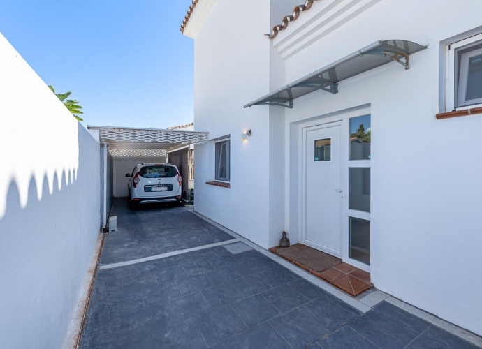 Villa Detached in Costalita - 9