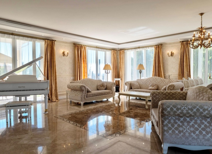 Villa Detached in El Rosario - 3