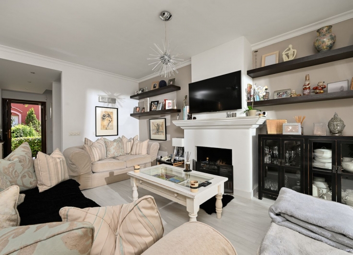 Townhouse Terraced in The Golden Mile Jardines del Rio  - 6