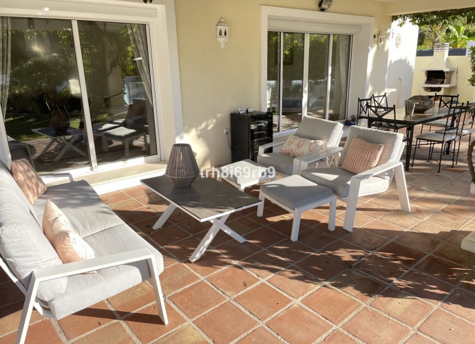 Villa Independiente en New Golden Mile - 3