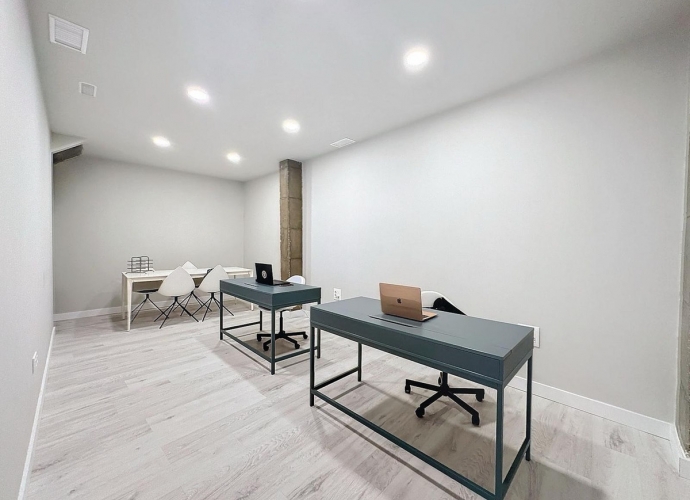 Commercial Office en Estepona - 8