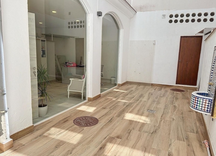 Commercial Office en Estepona - 9