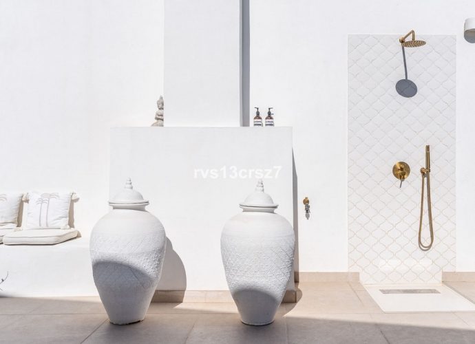 Villa Detached in El Rosario - 6