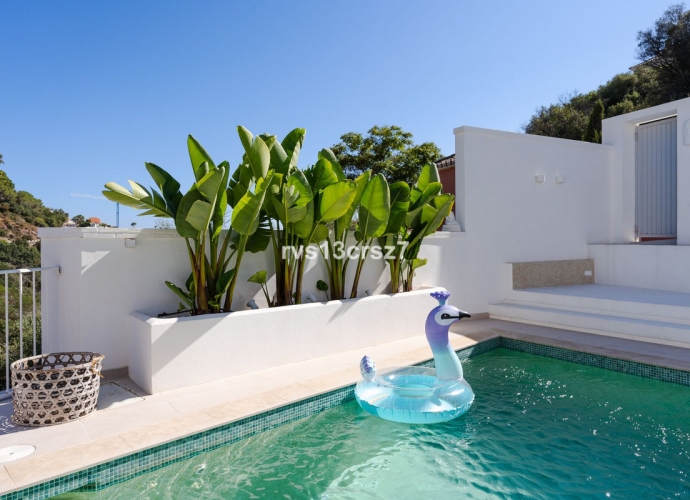 Villa Detached in El Rosario - 9