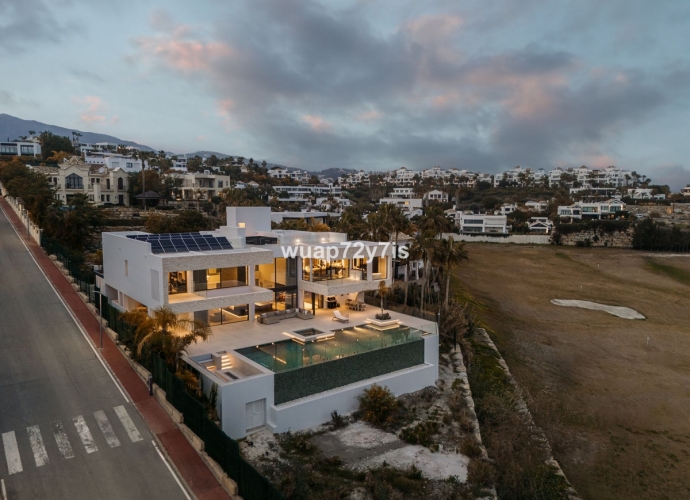 Villa Independiente en Benahavís - 2