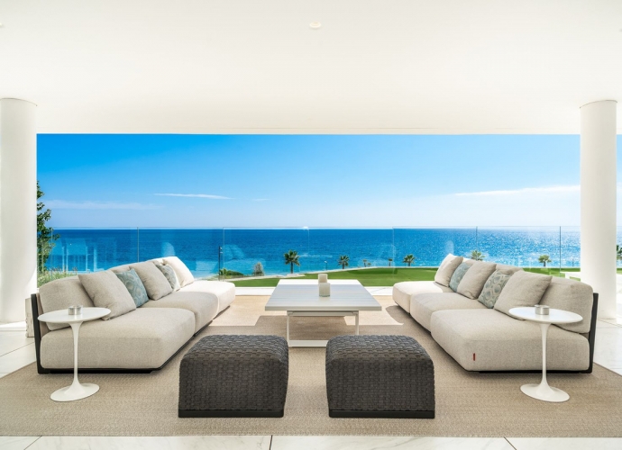 Apartamento Planta Media en New Golden Mile - 1