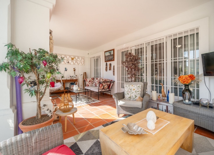 Villa Semi Detached in Elviria - 8