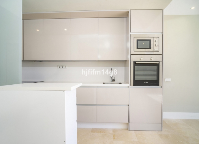 Apartment Penthouse Duplex in Estepona Adosadas de Nueva Construcción en Estepona  - 7