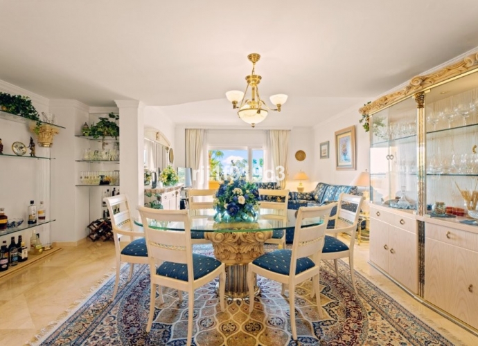 Appartement milieu d’Etage situé à Elviria Elviria Hills  - 5