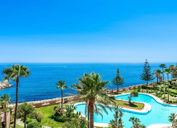 Apartamento Planta Baja en Puerto Banús - 1