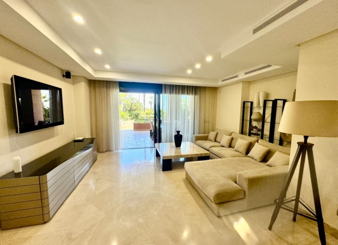 Apartamento Planta Baja en Puerto Banús - 4