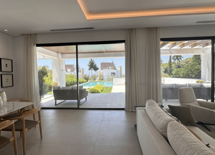 Villa Detached in Marbella - 6