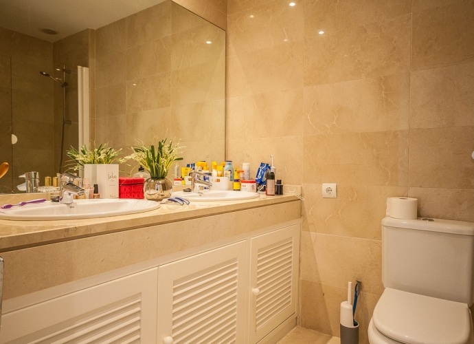 Apartment Middle Floor in Elviria - 10